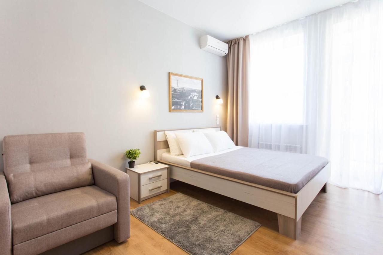 Cozy Apartment Beside Metro Yaroslava Mudroho, Universytet - Chernyshevska Str 95-6 Jarkov Exterior foto
